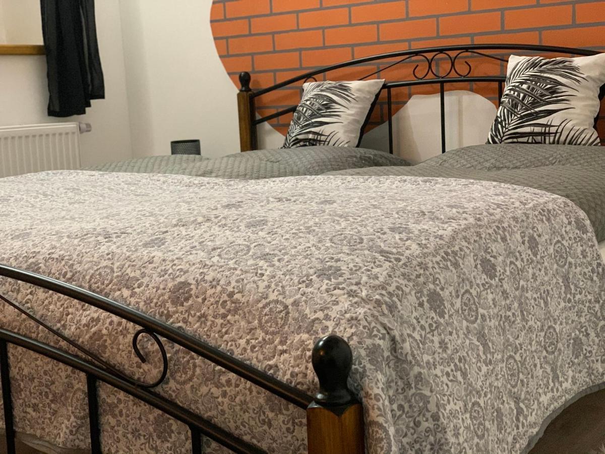 Apartmany Pod Kloboukem Яхимов Екстериор снимка